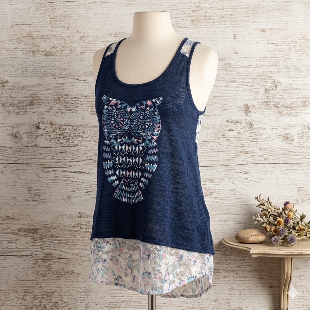No Boundaries sleeveless Blouse❤️
